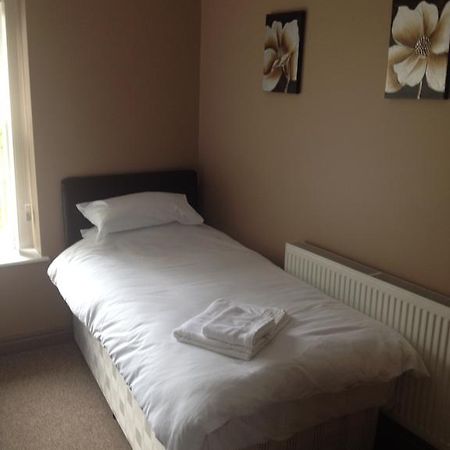 Coach & Horses Bed and Breakfast Tredegar Δωμάτιο φωτογραφία