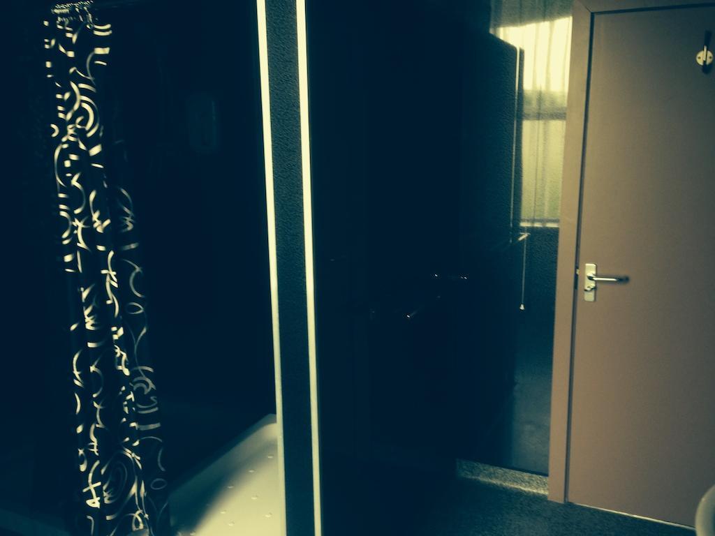 Coach & Horses Bed and Breakfast Tredegar Εξωτερικό φωτογραφία