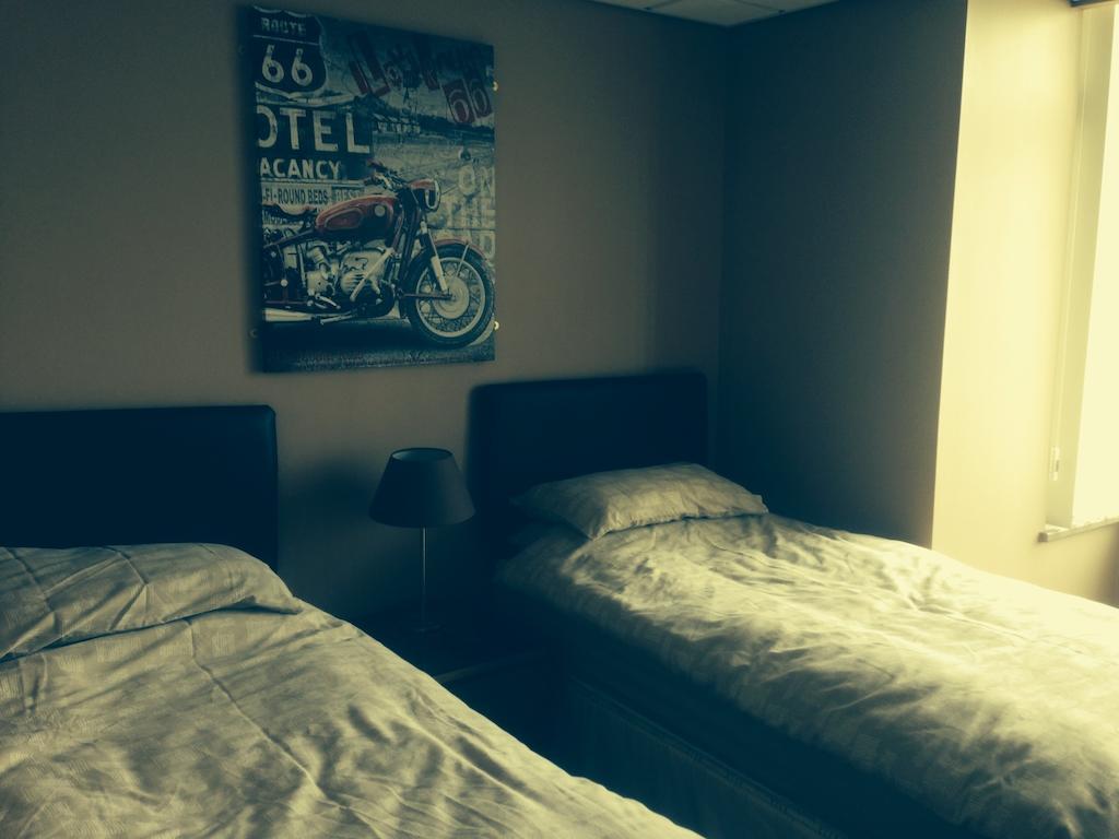 Coach & Horses Bed and Breakfast Tredegar Εξωτερικό φωτογραφία