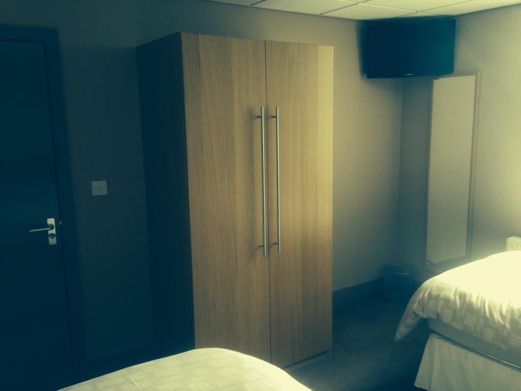 Coach & Horses Bed and Breakfast Tredegar Εξωτερικό φωτογραφία